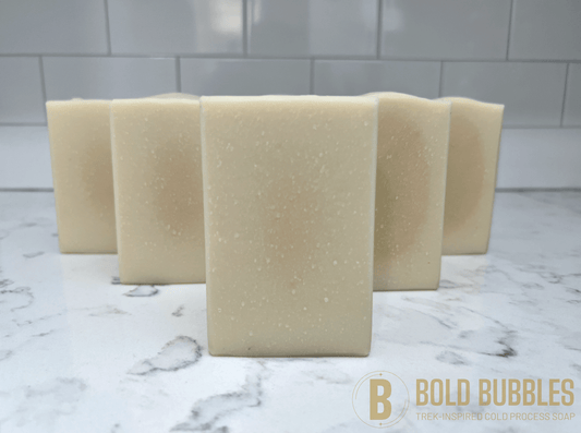 Bars of plain, simple soap that contain no fragrance and colorants. The only additive is colloidal oats, making this soap a great choice for sensitive skin.